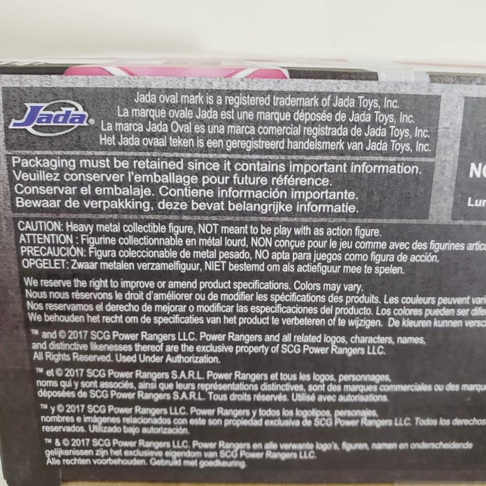 Bandai Saban's Pink Power Ranger metals die cast 4" figurine NIB - Picture 4 of 7